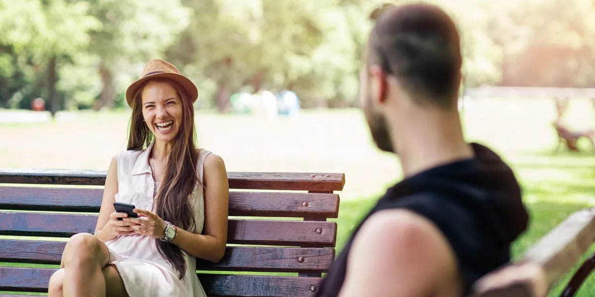 ligar con tu móvil mujeres vs hombres