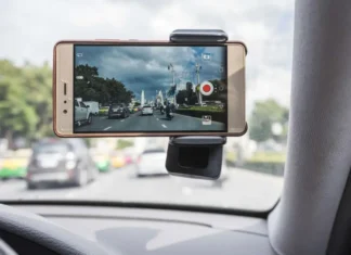 Las 5 mejores apps para convertir tu móvil en una dashcam