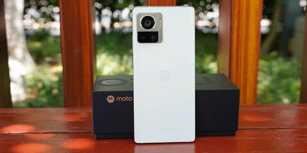 moto x30 pro movil