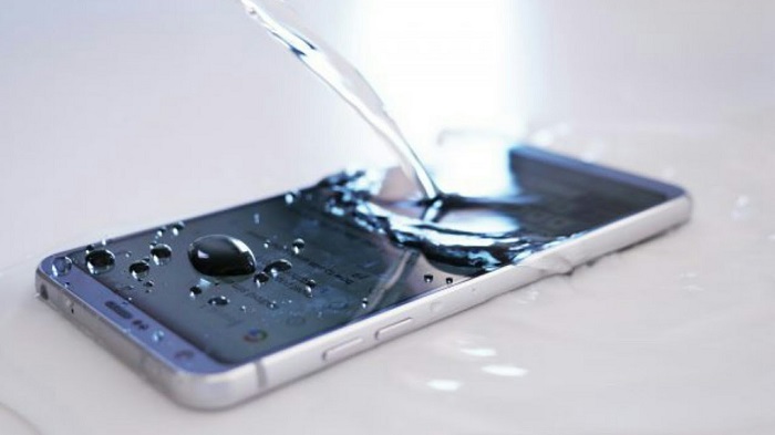 movil resistente al agua
