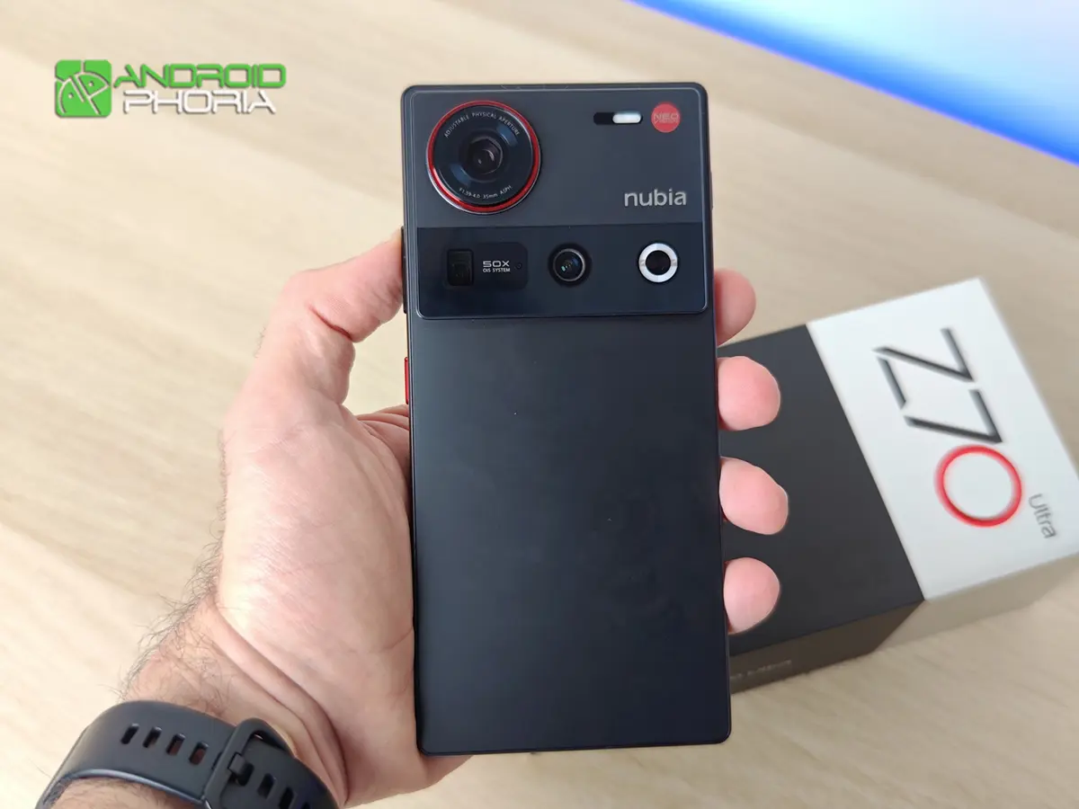 Diseño Del Nubia Z70 Ultra