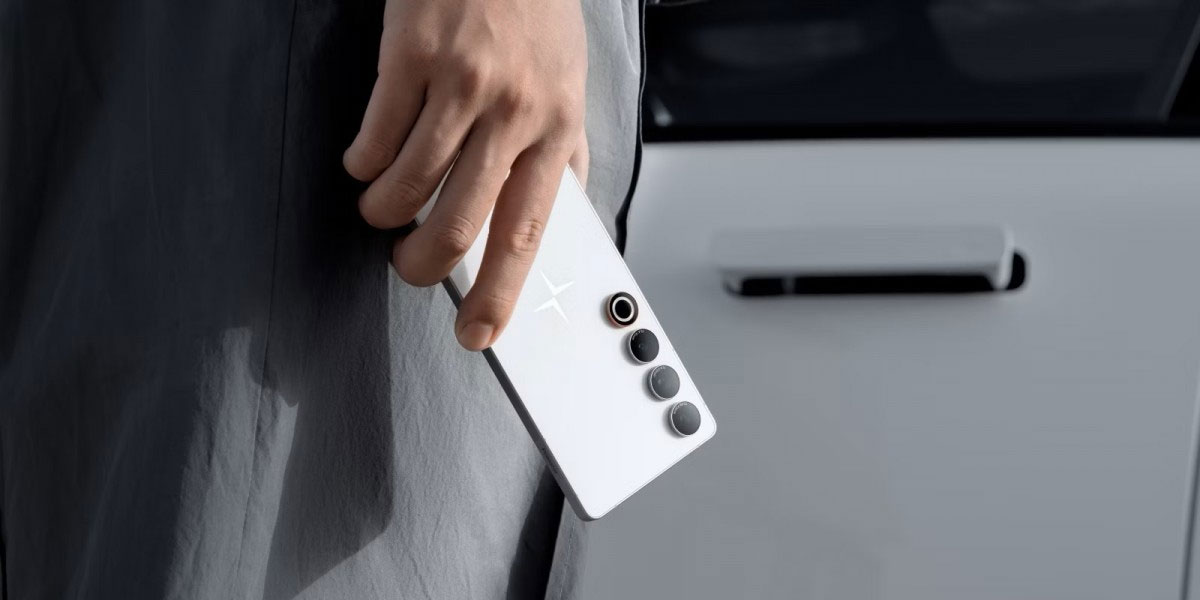 Polestar Phone