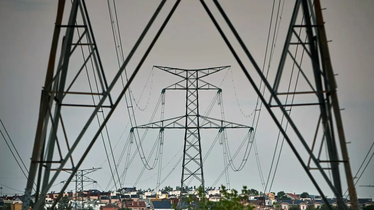 que dice nuevo Reglamento general de suministro, comercialización y agregación de energía eléctrica españa