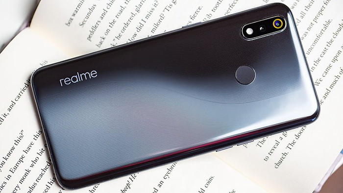 realme 3 pro parte trasera gris