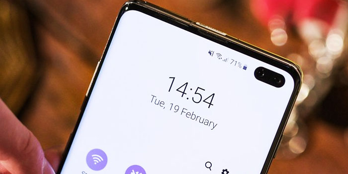samsung camaras invisibles integradas en pantalla 2 años