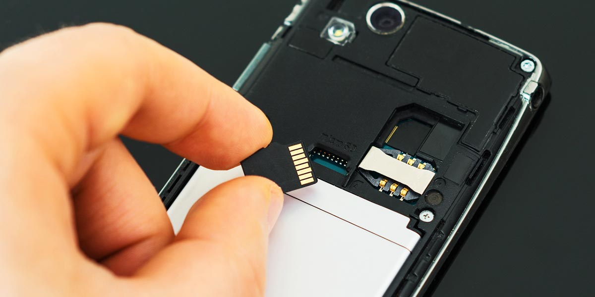 utiliza memorias externas