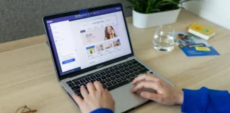 youware plataforma de vibe coding todo en uno